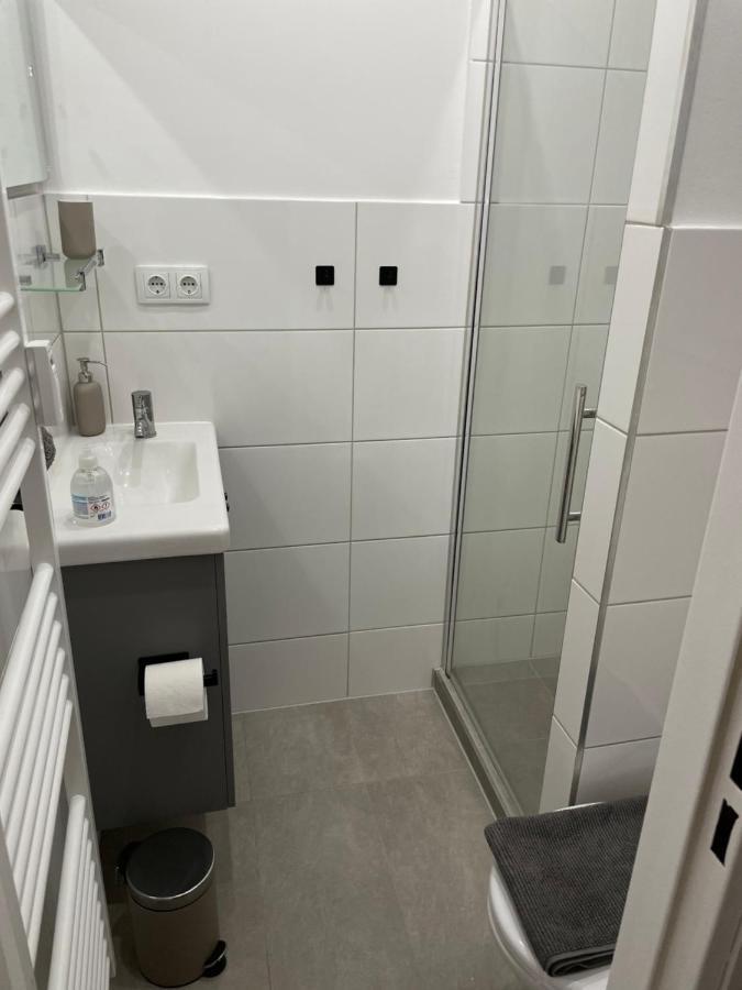 Komfortables Apartment In Der Naehe Der Messe Hannover Exterior photo
